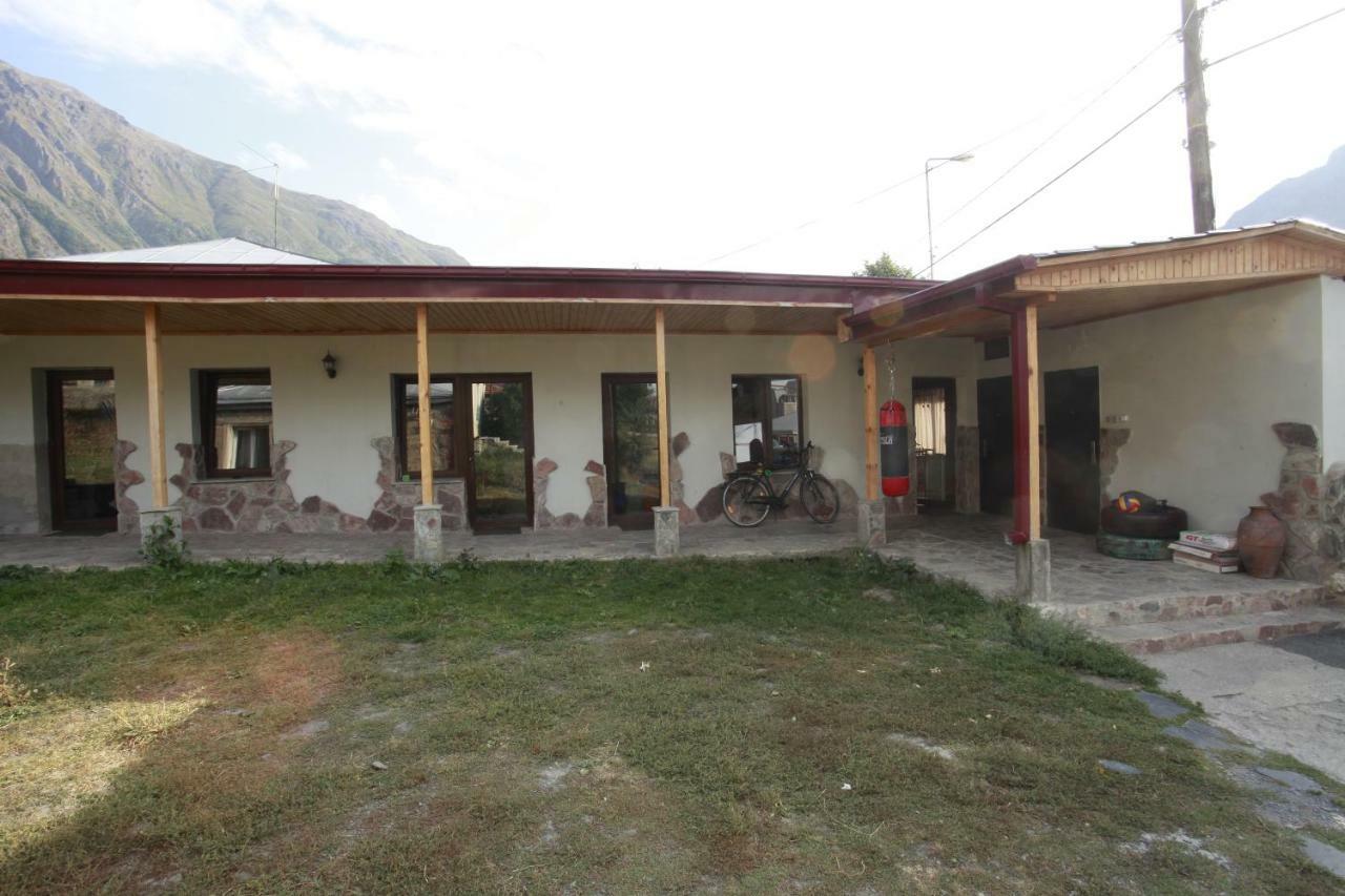 Vaso-Levani House Kazbegi Bagian luar foto